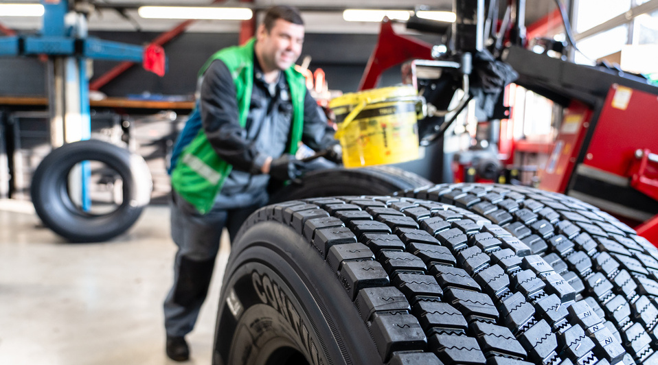 Reifenwechsel Aktion 2023 in unserem Truck Center