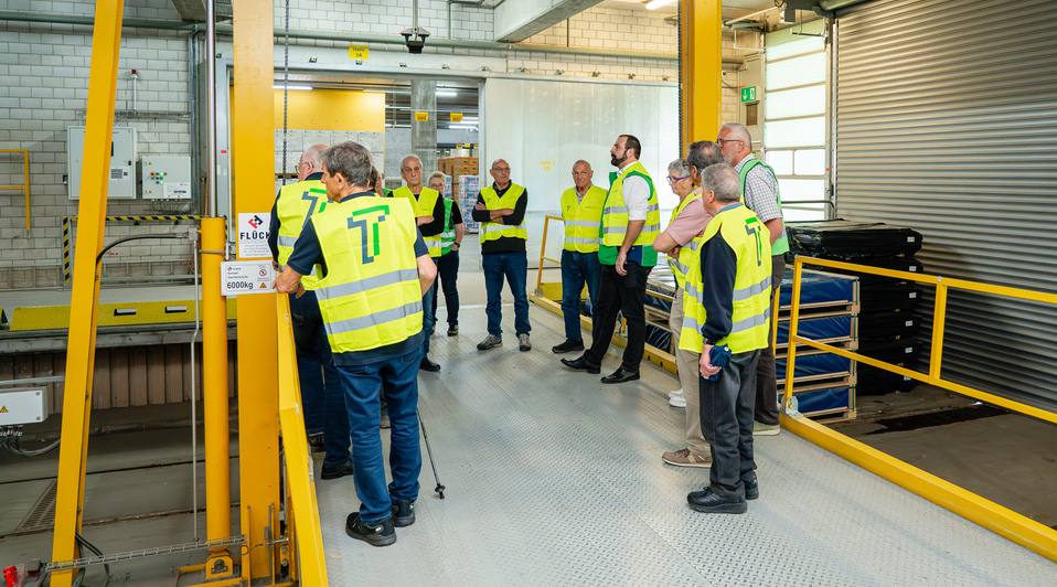 Besuch im Logistics Center Nebikon
